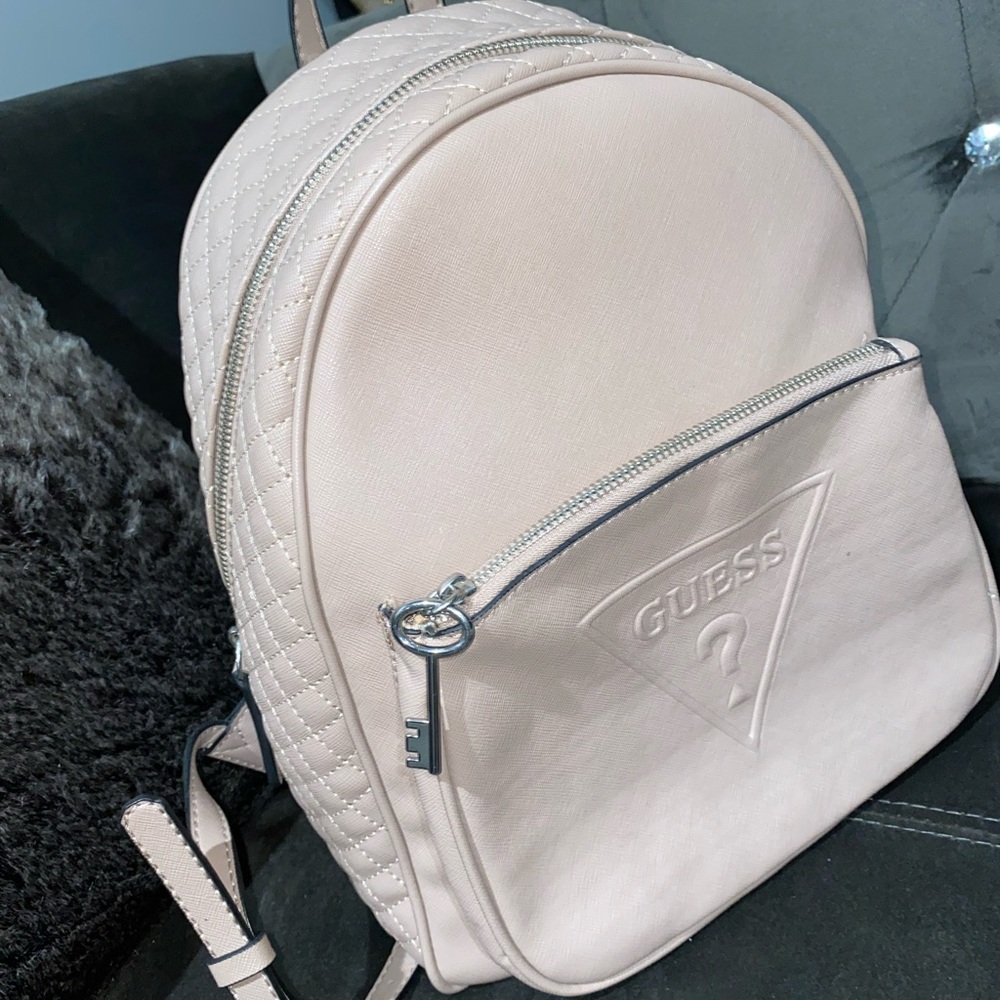 SOLD// Guess back pack